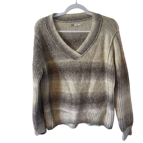 SO Sweaters - SO Women's Sweater Ombre Vneck Knit S Beige Cream Soft warm cable knit fall